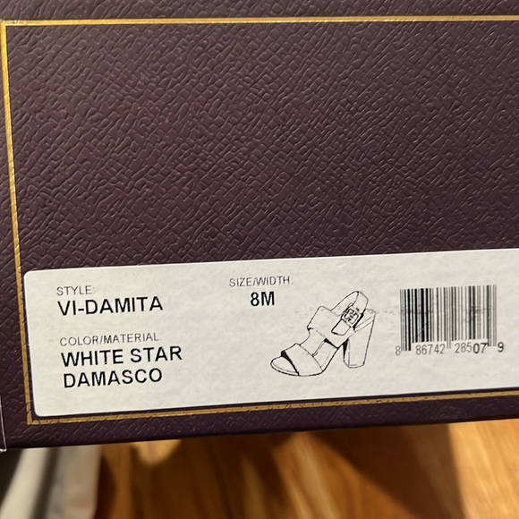 Strap up block heel sandals- Signature Vince Camuto - Picture 8 of 8